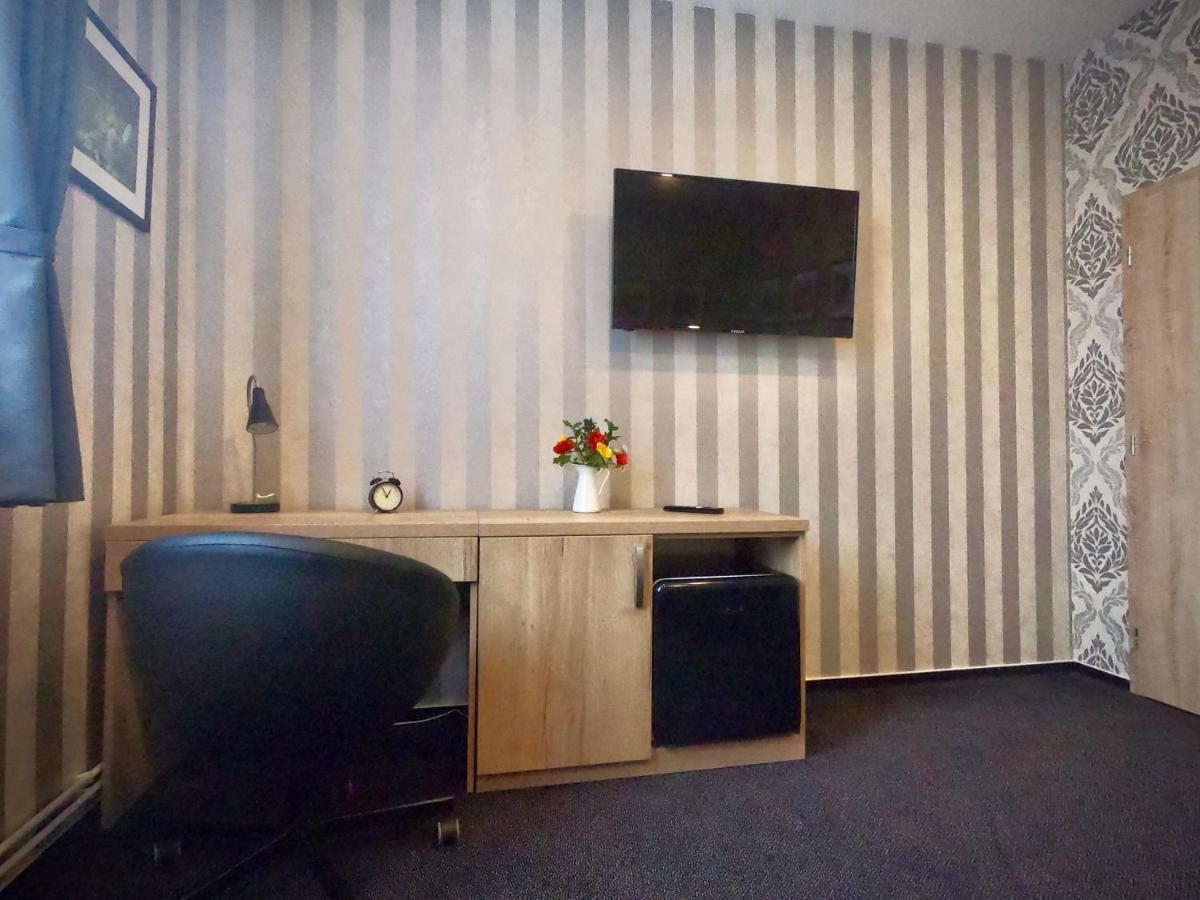 Restaurace Stara Lipa Otel Česká Lípa Dış mekan fotoğraf